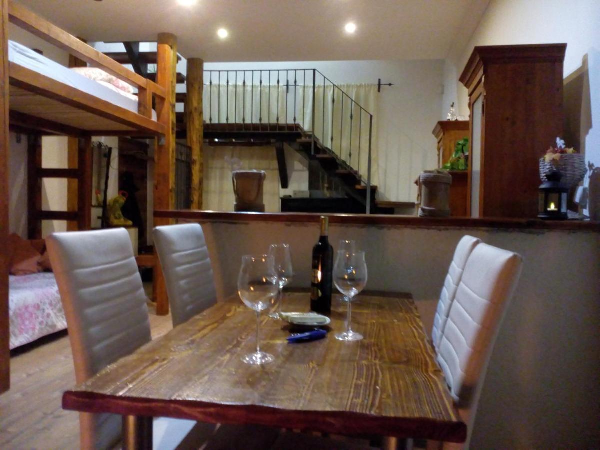 Apartman Sarah Noemi, 100 M Skibus Jasna Apartment ลิฟตอฟสกีมิคูลาช ภายนอก รูปภาพ